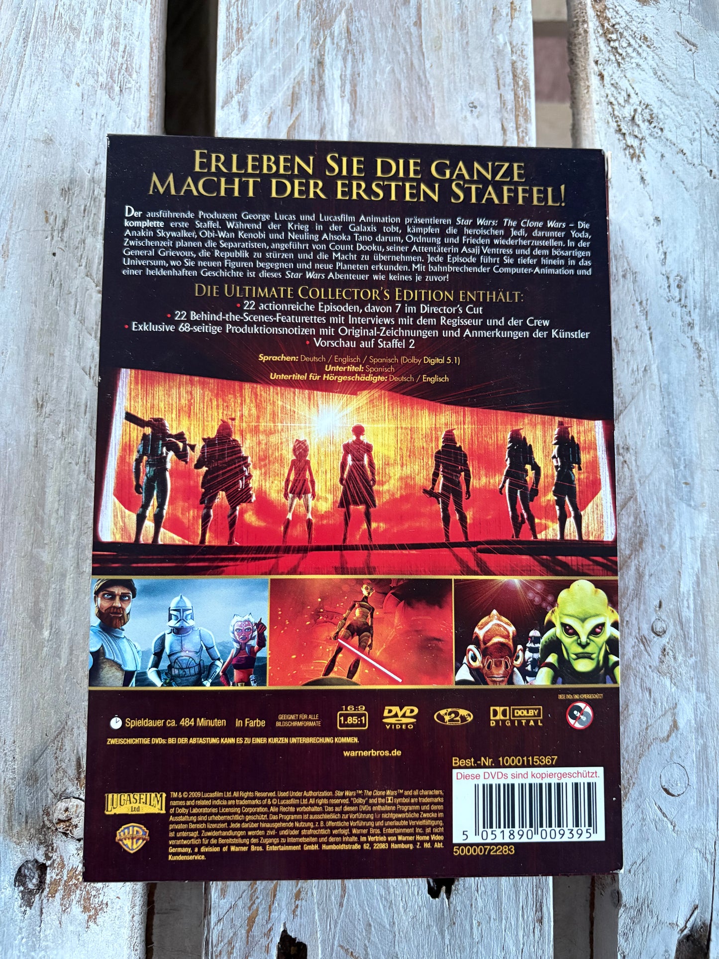 Star Wars: The Clone Wars - Die komplette erste Staffel (4 DVDs, Giftset)