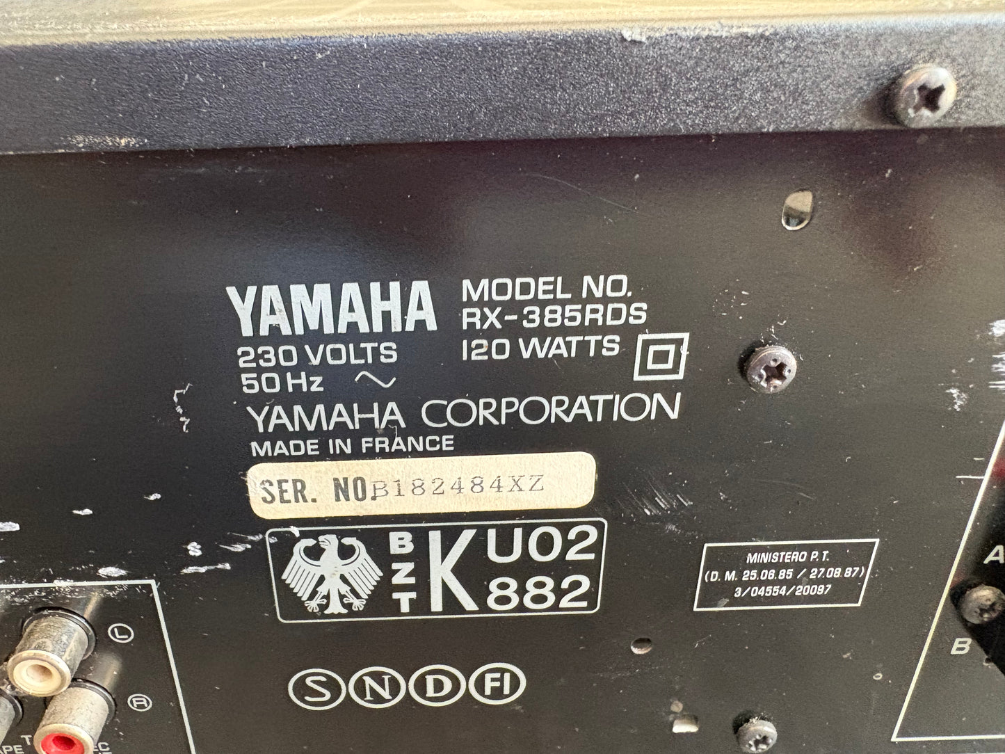 Yamaha RX-385RDS Natural Sound Stereo Receiver Verstärker