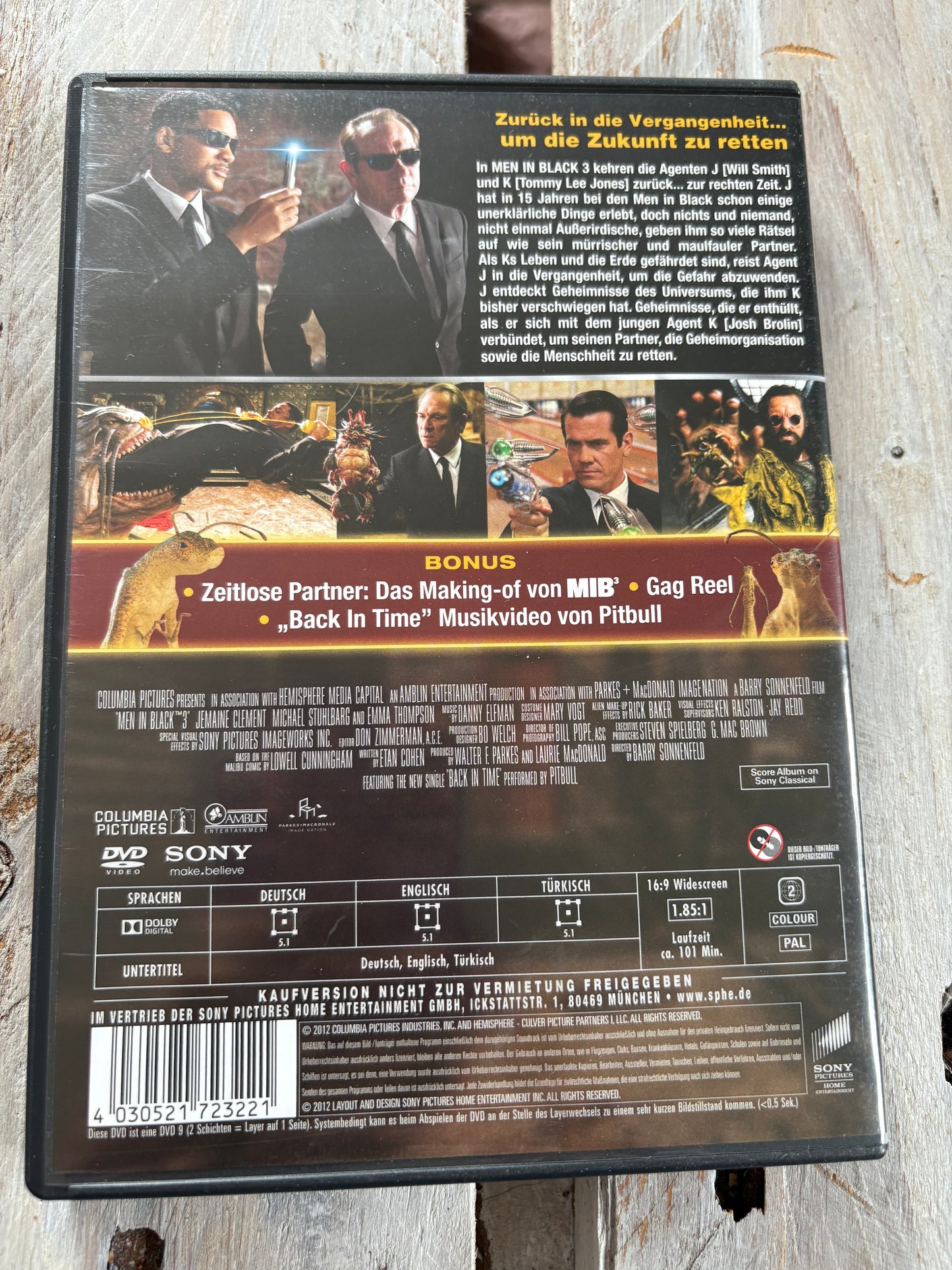 Men in Black 3