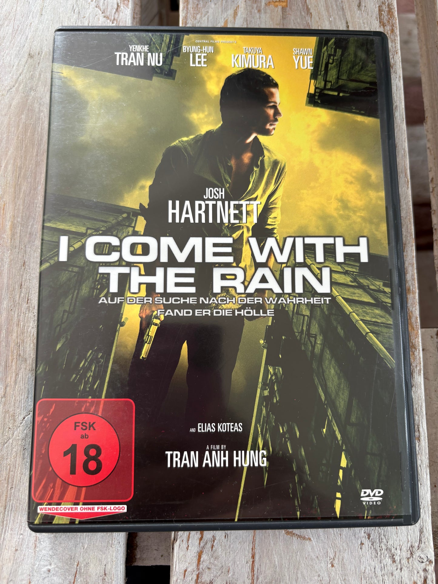I come with the Rain - Auf der Suche nach der Wahrheit Fand er die Hölle FSK18