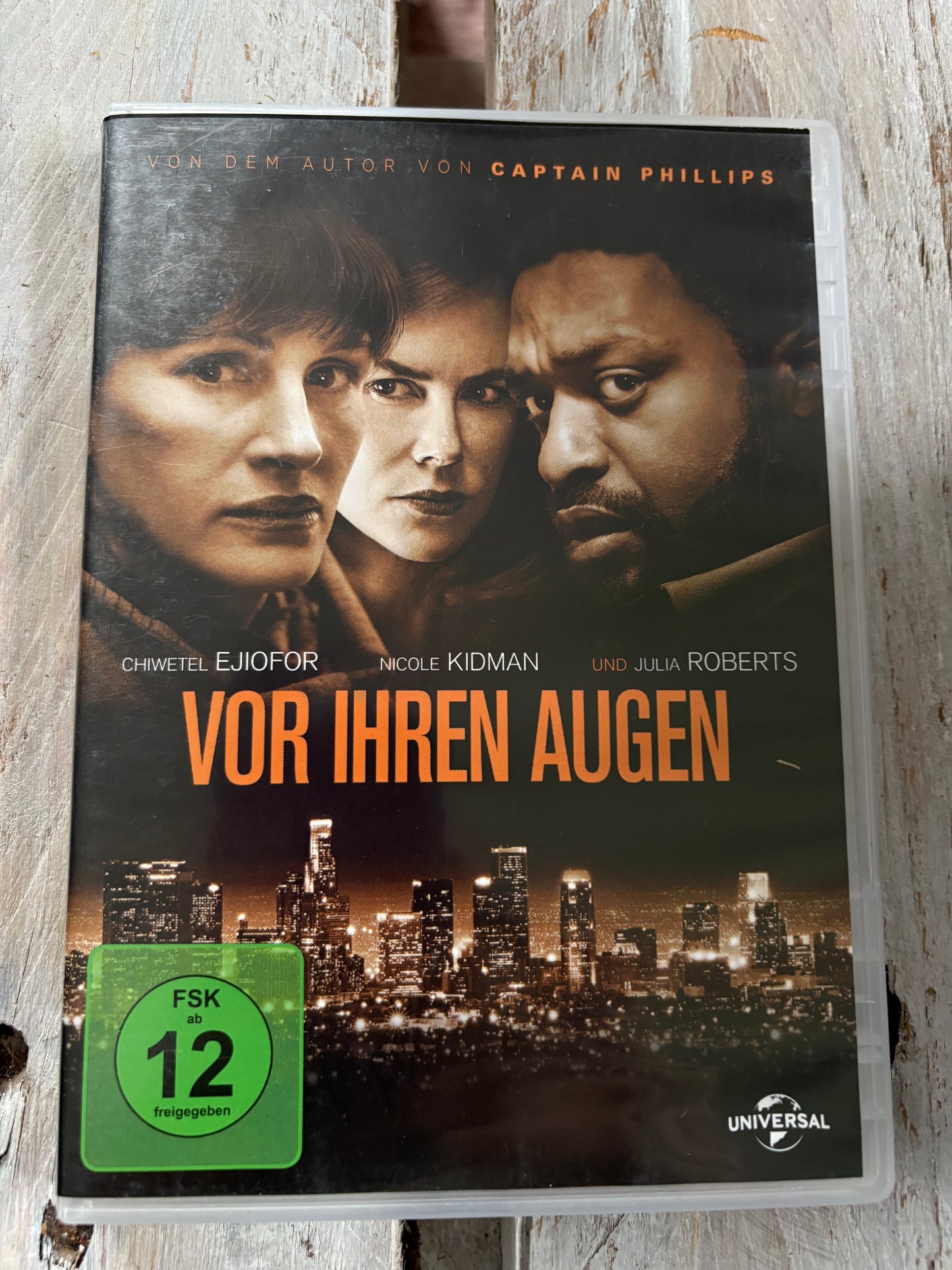 Vor ihren Augen