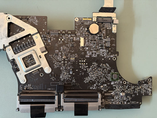 Apple iMac 21“ A1311 820-2641-A Main Logic Board i5 2,7 GHz Mitte 2011