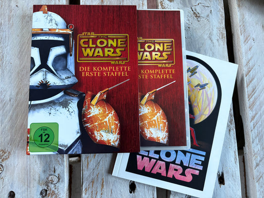 Star Wars: The Clone Wars - Die komplette erste Staffel (4 DVDs, Giftset)