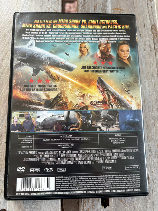 Mega Shark vs. Mechatronic Shark