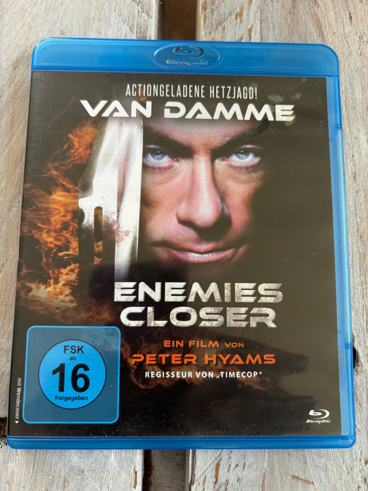 Enemies Closer [Blu-ray]